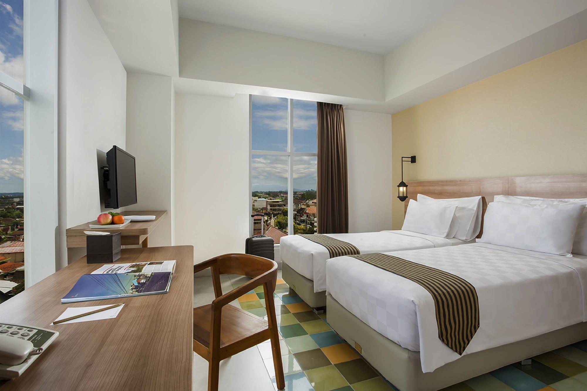 Khas Tugu Hotel Yogyakarta Exterior photo